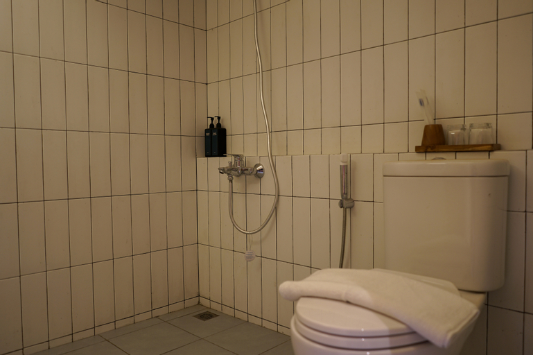 Bathroom 5