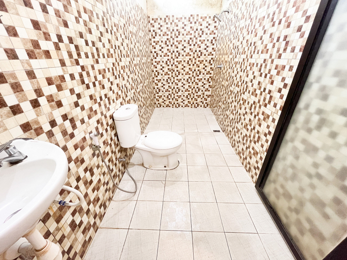 Bathroom 5