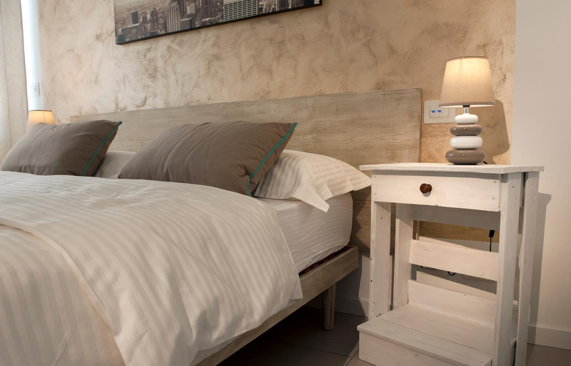 Others 4, Le Suites - di fronte Ospedale Sacro Cuore, Verona