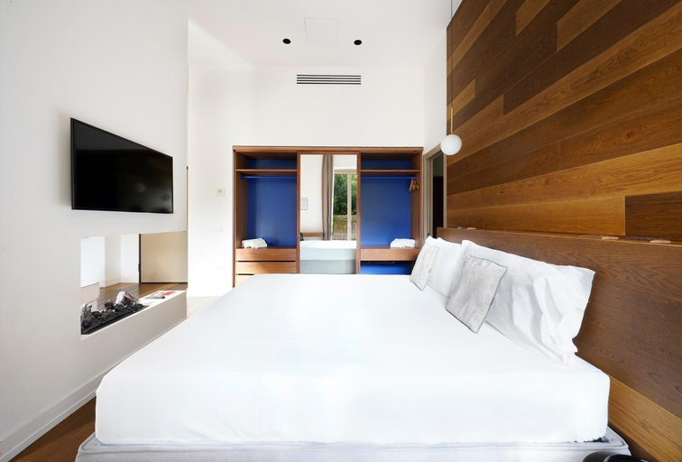 Bedroom 14