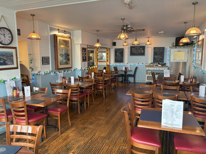 Food & Drinks 5, The Buccaneer Inn, Torbay