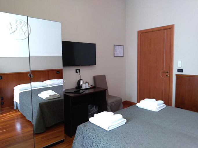 Bedroom 16