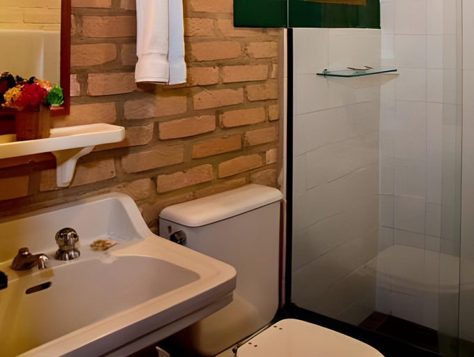 Bathroom 3, Pousada Tijupa, Itatiaia