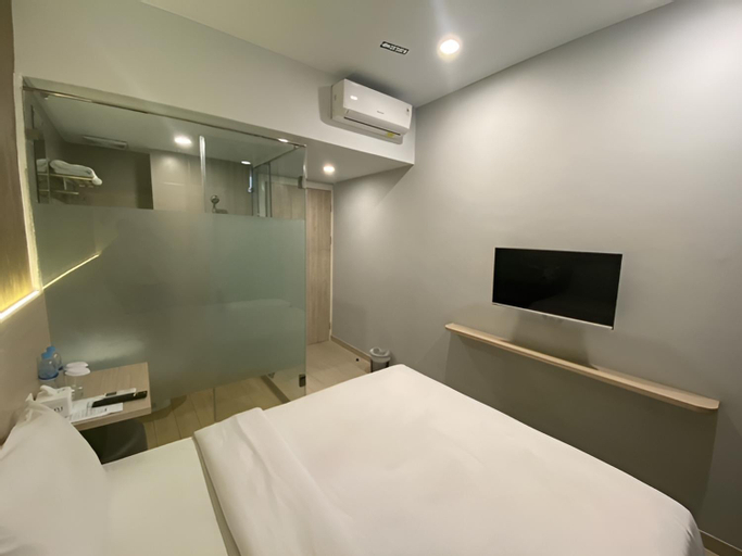 Bedroom 14