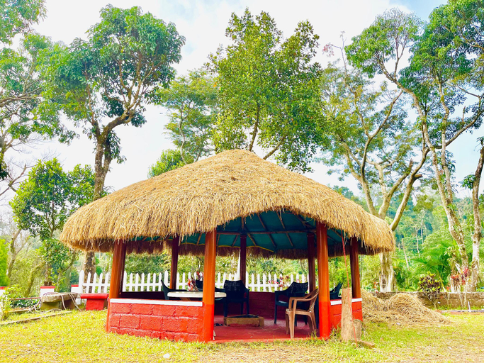 Others 5, Hombaale stays Sakleshpur, Hassan