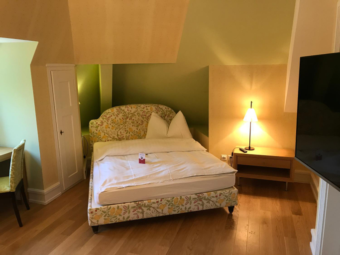 Bedroom 11
