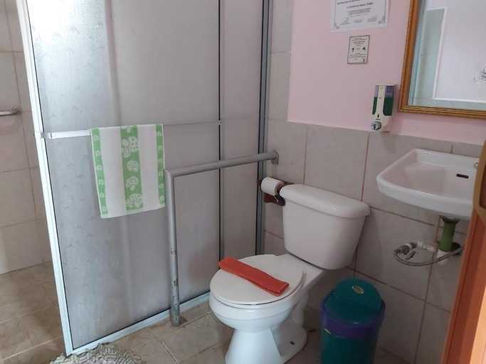 Bathroom, Posada Rural Oasis, Los Chiles