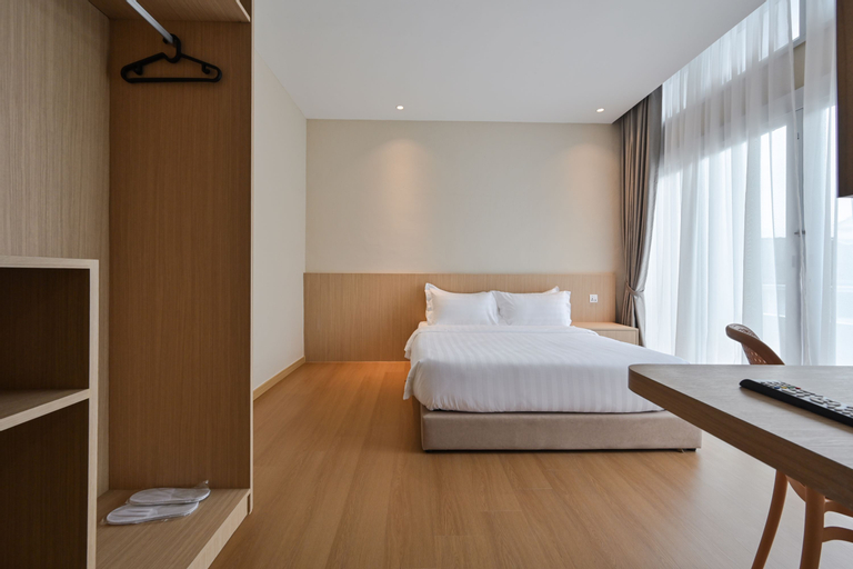 Bedroom 13