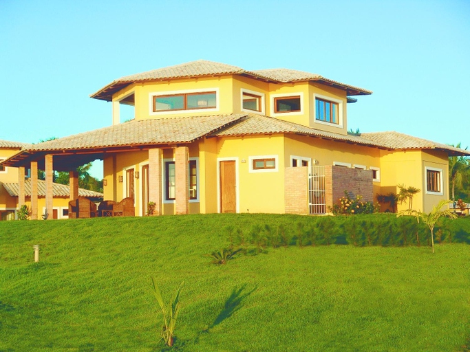 Exterior 4
