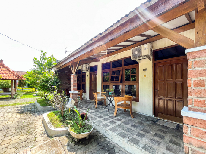 Exterior & Views 2, Urbanview Hotel Kumala Banyuwangi by RedDoorz, Banyuwangi