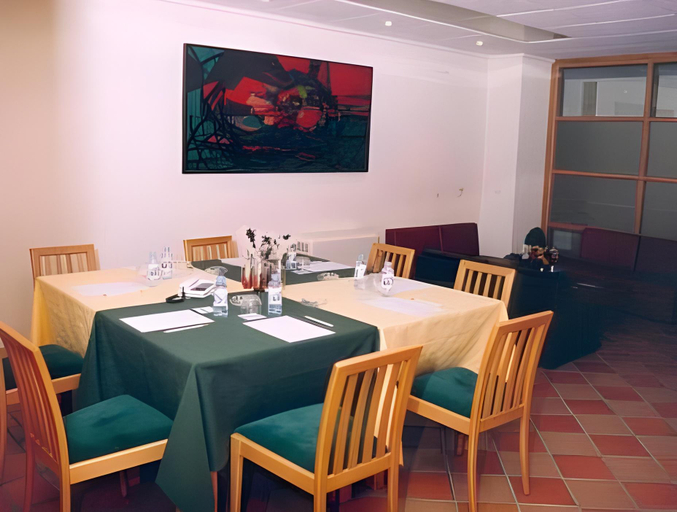 Restaurant, Apartamentos Turisticos Puerta de Leon, León