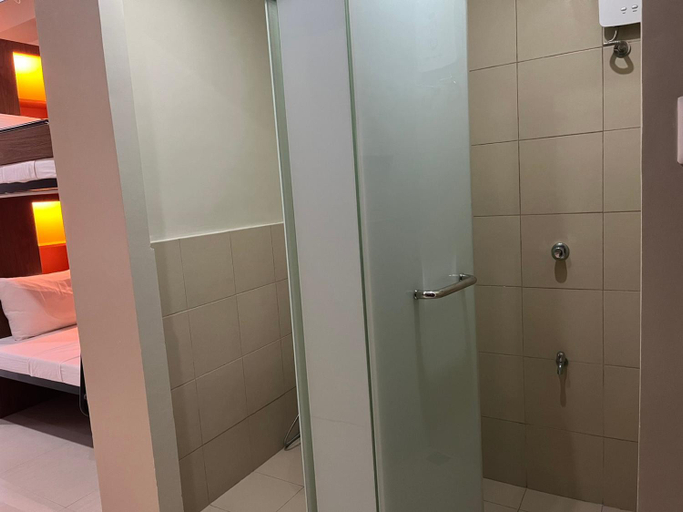 Bathroom 9