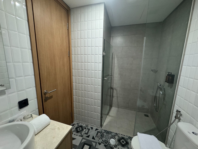 Bathroom 4, Howard Johnson by Wyndham Tangerang, Tangerang