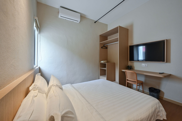 Bedroom 15
