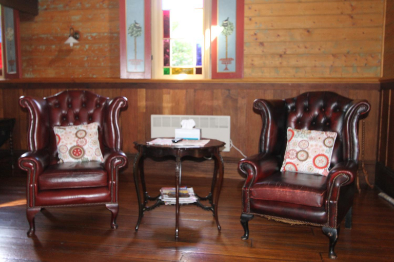 Facilities 2, Kerrellie Cottages 2, 4 & 8 Reid Street, West Coast