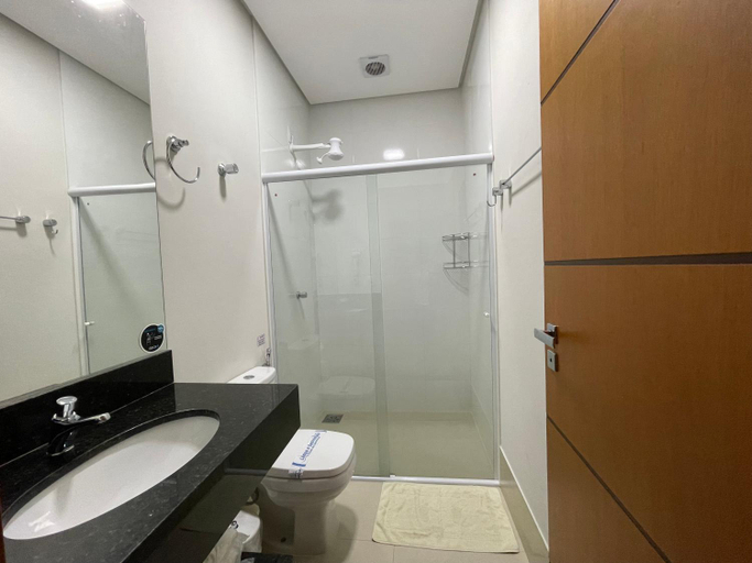 Bathroom 4, Escarpas Resort, Capitólio