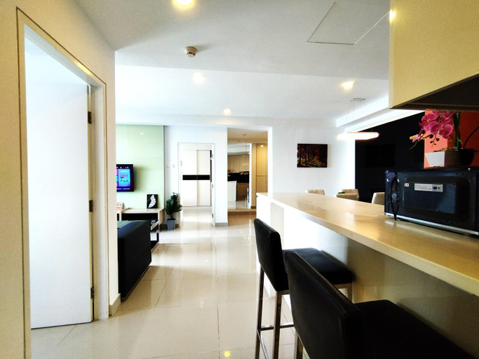 Dining Room 9