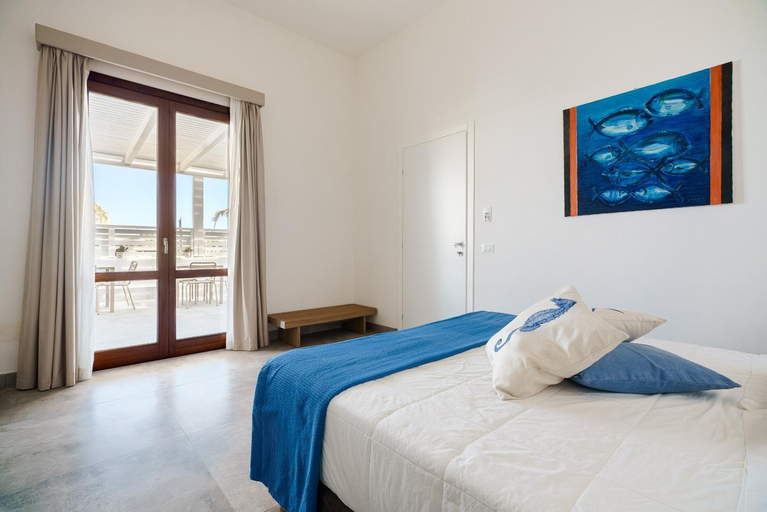 Others 3, Villa Licari Stagnone, Trapani