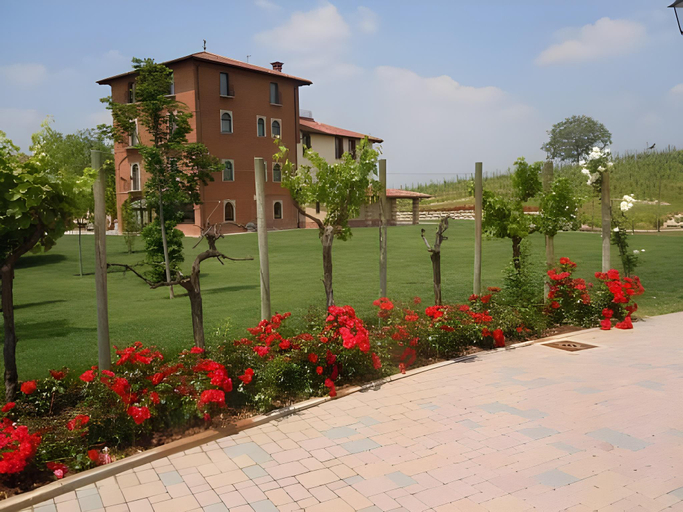 Garden 5, Tenuta Montemagno Relais & Wines, Asti
