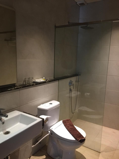 Bathroom 5