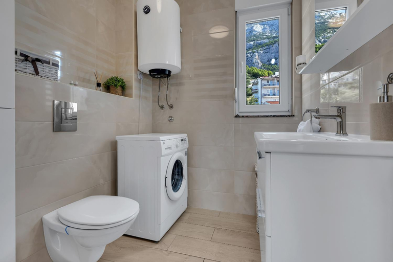 Bathroom 3, Sea View Apartments Dammi with free parking, Makarska