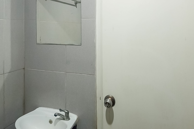Bathroom 3, Our Home Syariah Semarang Mitra RedDoorz, Semarang
