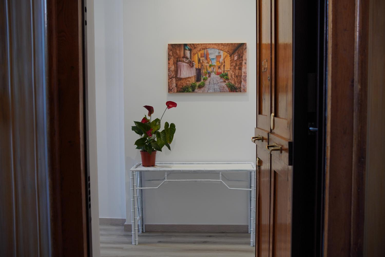 Others 5, BARI VICA ROOMS, Bari