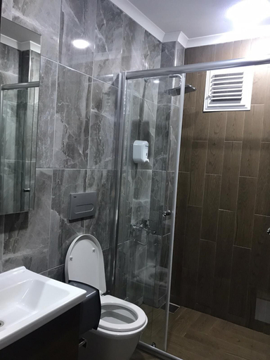 Bathroom 5, Kibar Hotel, Çaykara