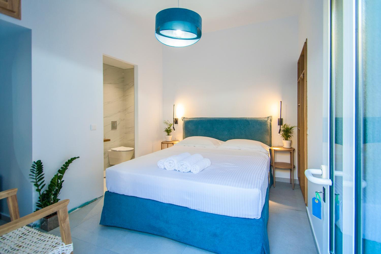 Bedroom 2, Georgia apartments and suites in town, Thessaly