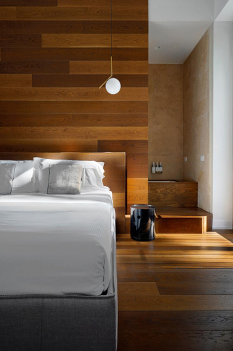 Bedroom 17
