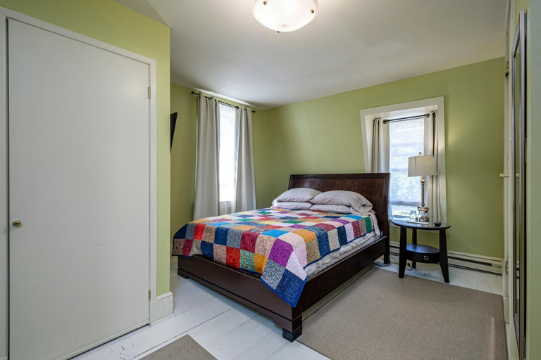 Bedroom 2, The Elizabeth Manor Guesthouse, Division No. 1