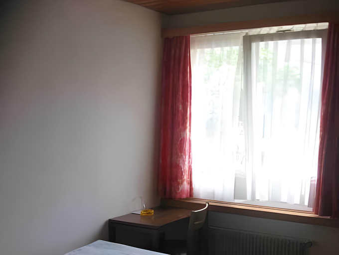 Bedroom 2, Hotel-Restaurant Stechelberg Bed & Breakfast, Interlaken