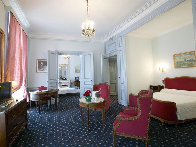 Bedroom 2, Hotel Le Champlain, Charente-Maritime