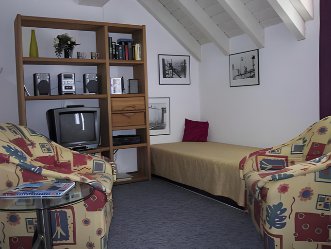 Others 3, Hotel Relax, Konstanz