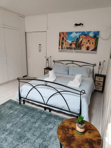 Others 5, Residenza le Torri by Rialto, Bologna