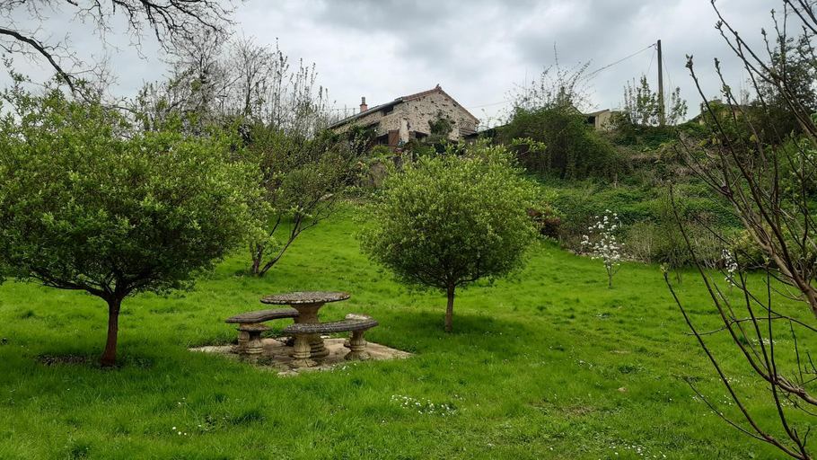 Others 5, Au coeur des loges, Haute-Vienne