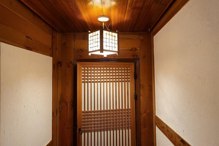 Others 5, Hanok Gotaek Goeul, Jeonju