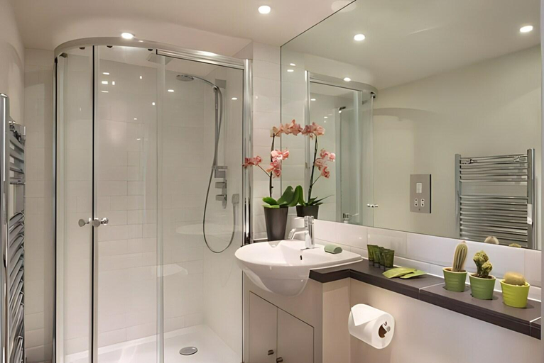 Bathroom 5, Notting Hill - The One One One! -3-, London