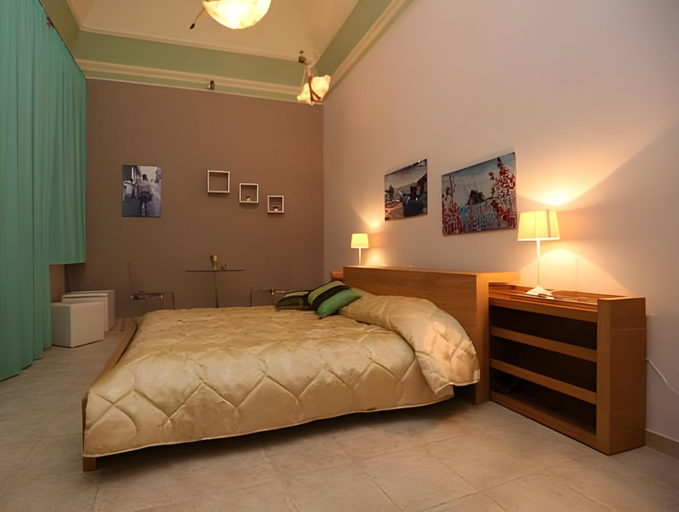 Others 3, Promenade B&B, Catania