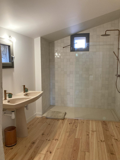 Bathroom, Mas LE CLOS CEVENOL, Gard