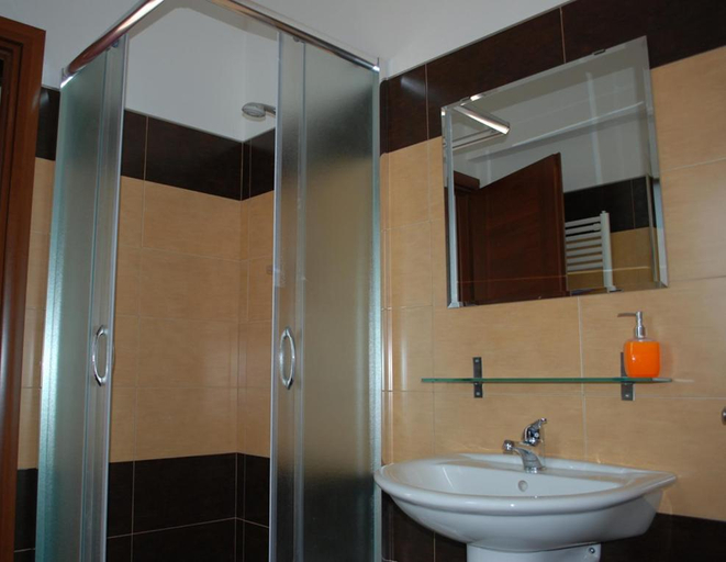 Others 5, B & B IL TRATTURO, Isernia