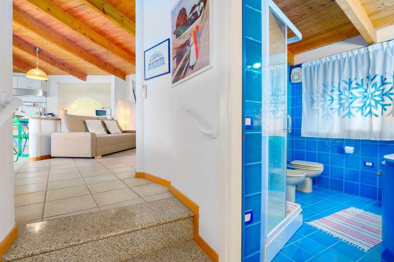 Bathroom, Casa Margherita, Olbia-Tempio