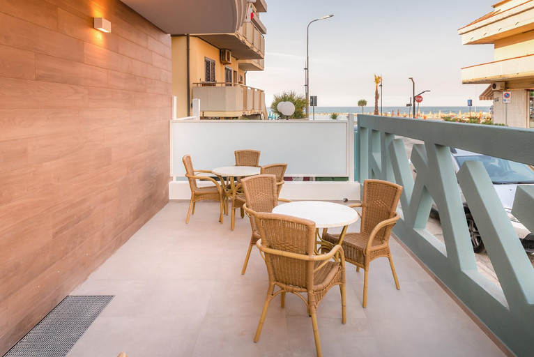 Others 3, RESIDENCE TWIGHA, Teramo