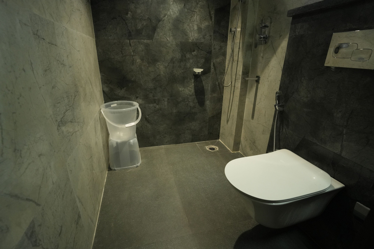 Bathroom 3, Hotel SS4 Crystals, Lucknow
