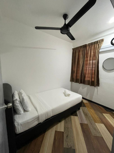 Bedroom 10