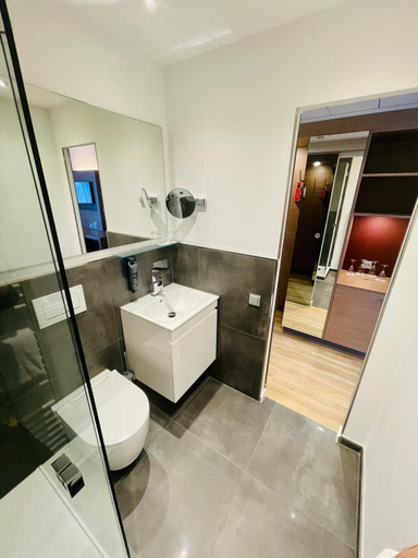 Bathroom 4, Congress Hotel am Stadtpark, Region Hannover