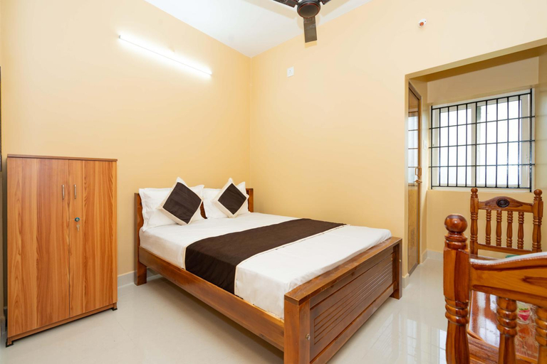 Others 5, Hotel Balaji Rameswaram, Ramanathapuram