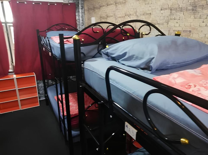Bedroom 4, Wachi Hostel Bangkok, Thon Buri