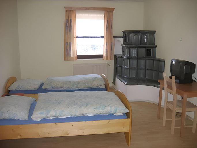 Bedroom 2, Pension Merkinger, Amstetten