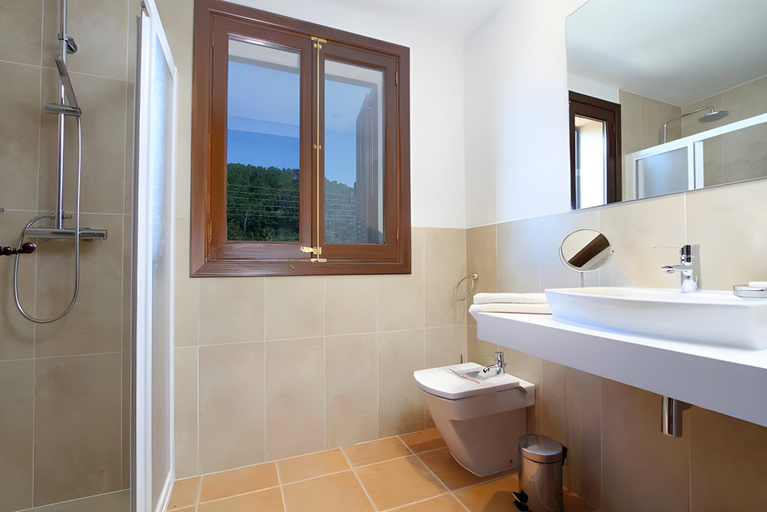 Bathroom 3, La Vinya, Baleares